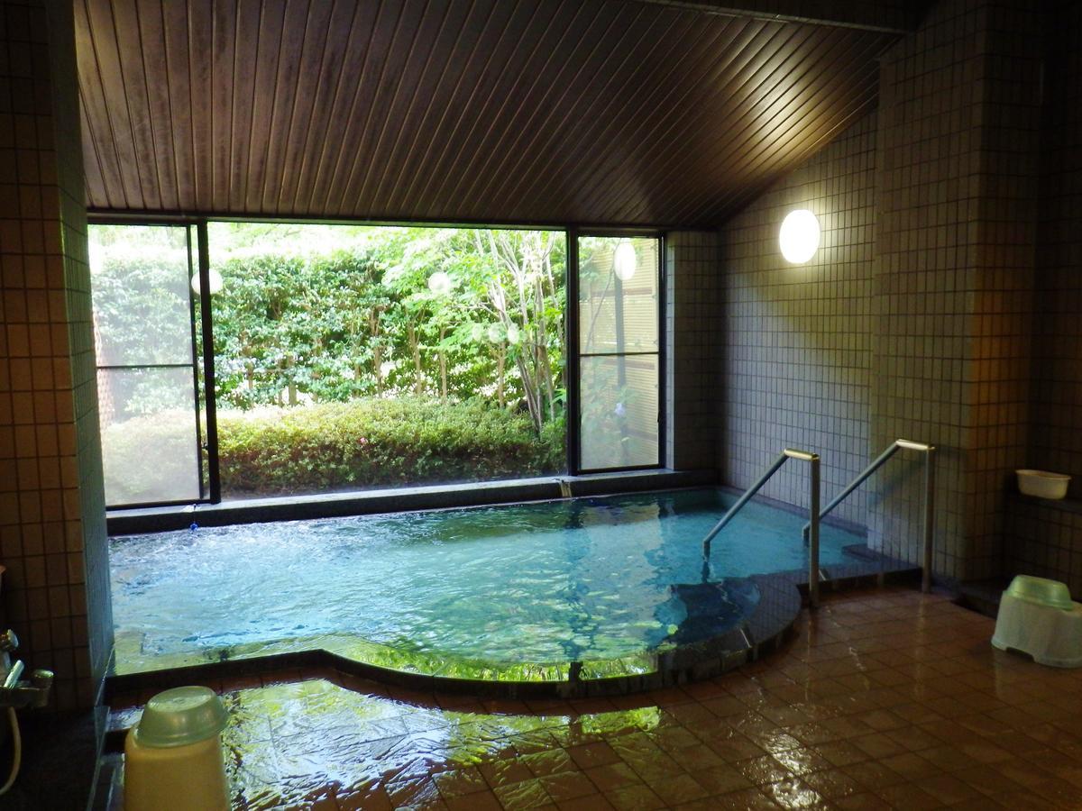 Готель Kurikarajyuku Tsubata Екстер'єр фото